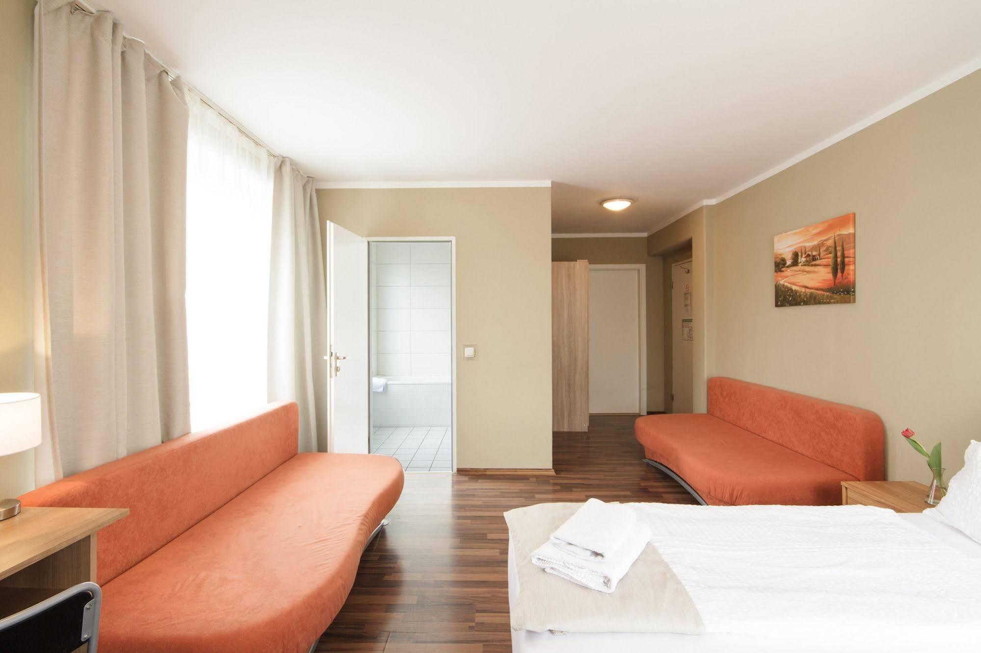 Pankow Hotel 3*