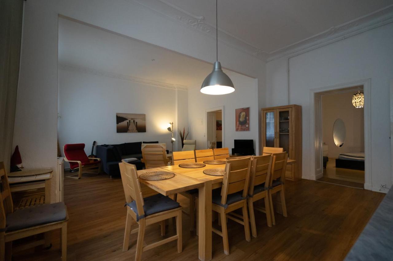 Grosses In Zentraler Lage Apartment
