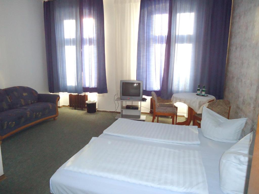 Maerkischer Hof Hotel Berlin