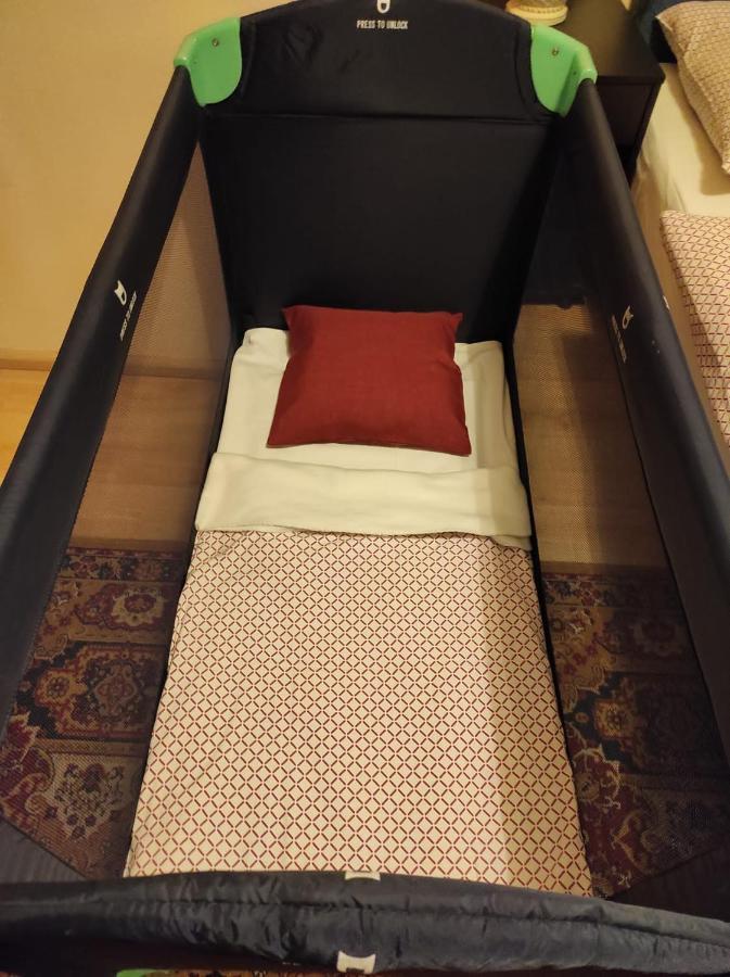 Gunia Guest house