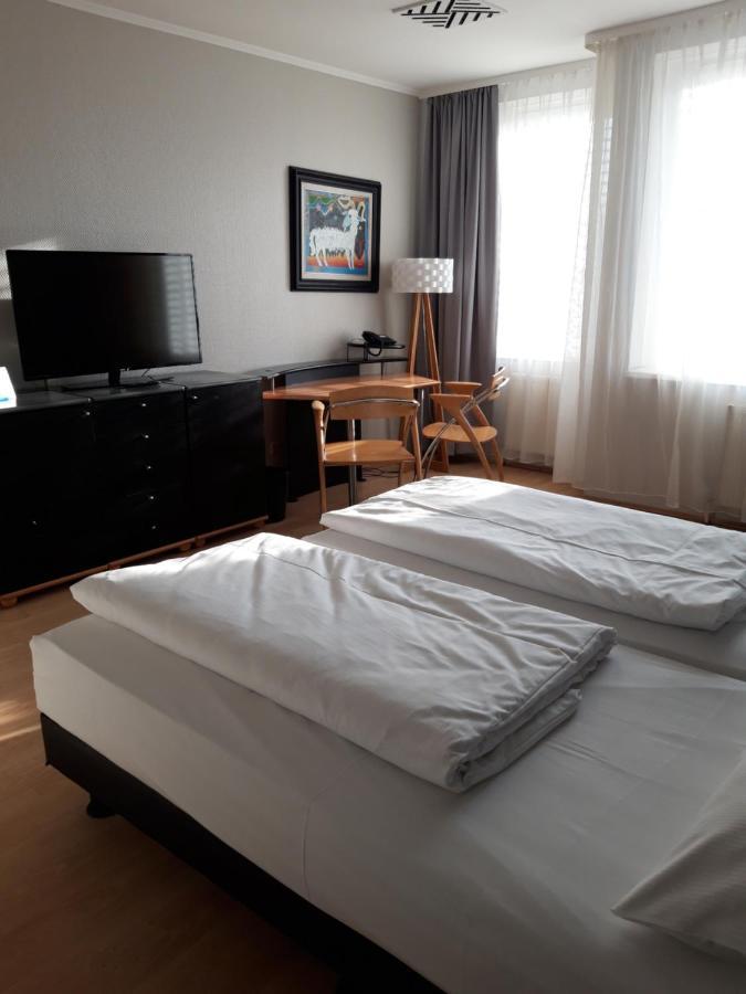 Hotel City East