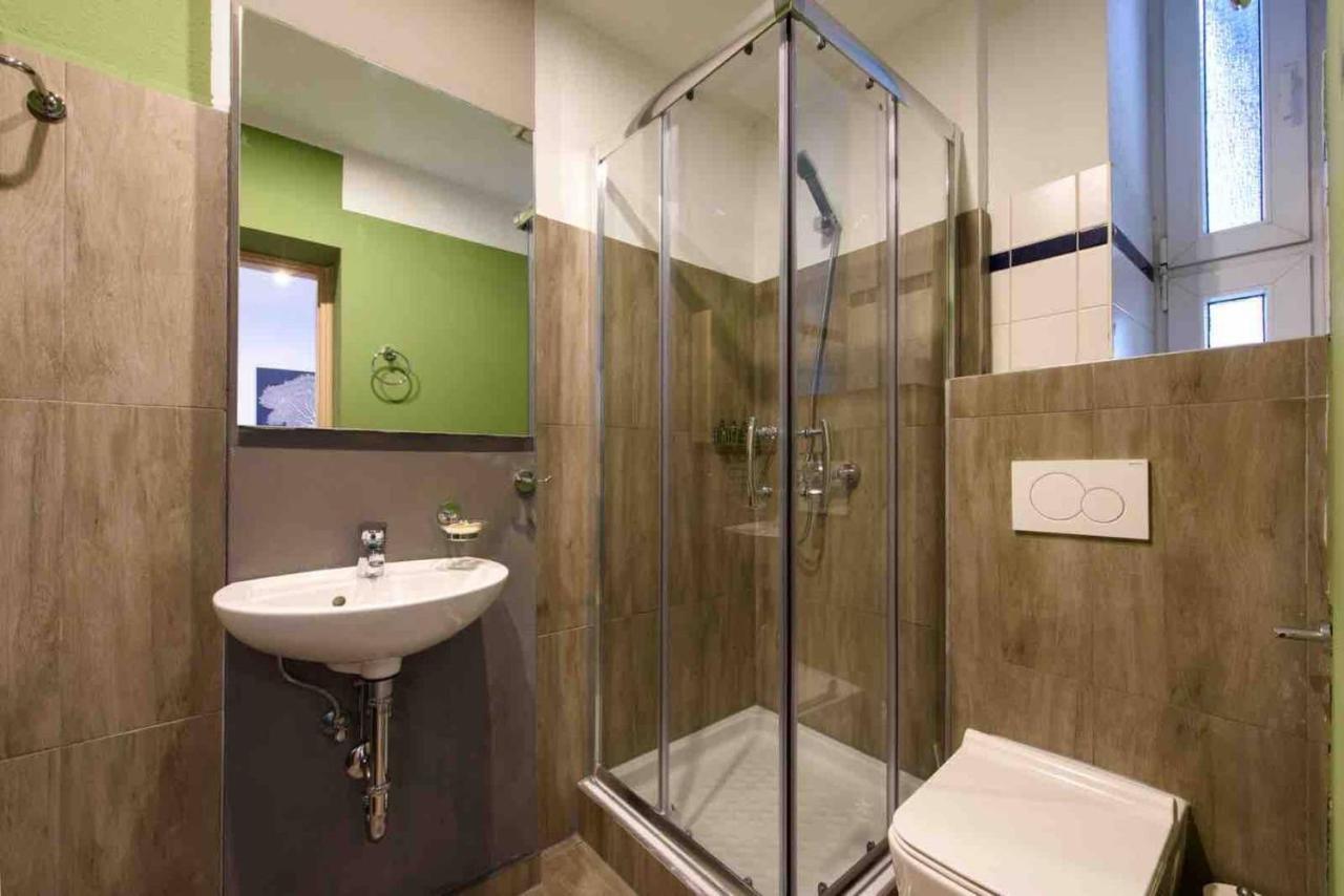 Gasthof In Prenzlauer Berg 8 Neu *