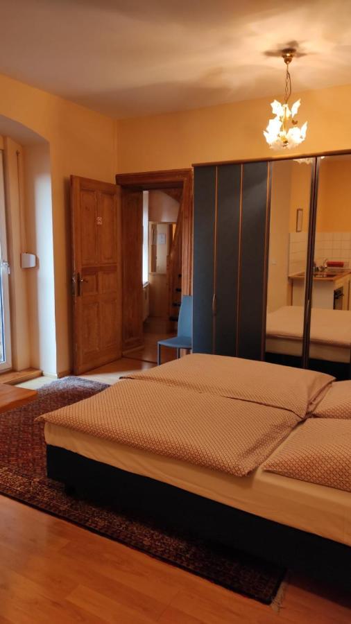Gunia Guest house 2*