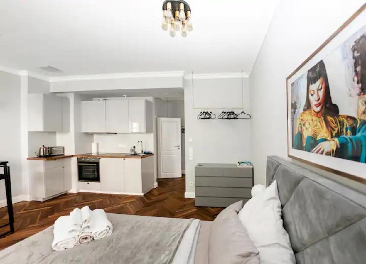 Arbio I Design In Charlottenburg Apartment