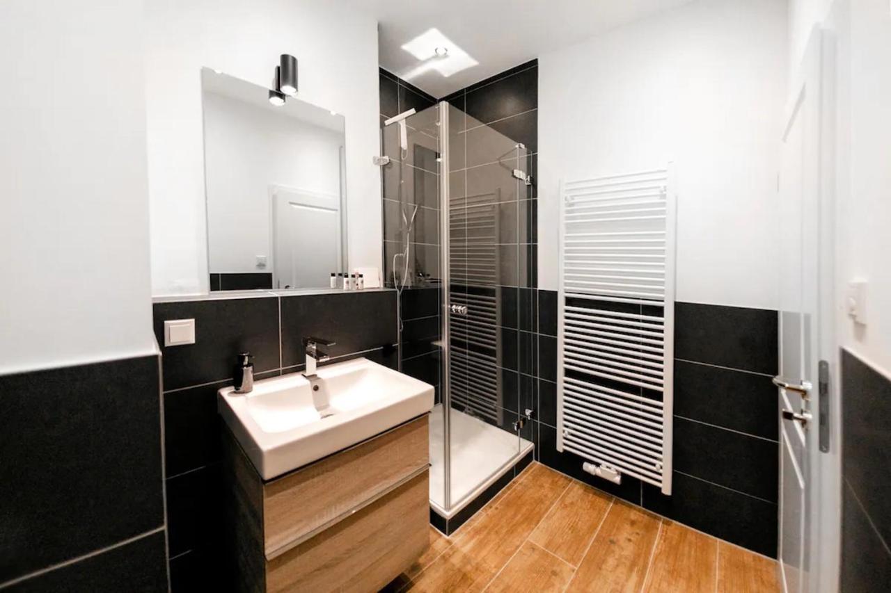 Arbio I Design In Charlottenburg Apartment *