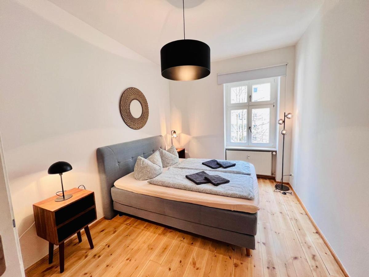 Alte Schoenhauser Lux *
