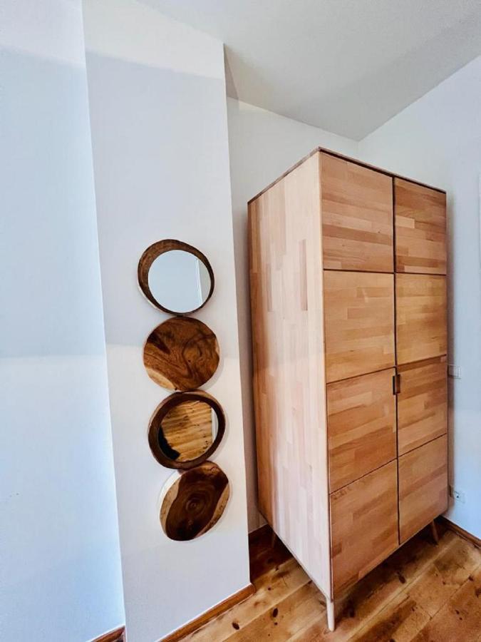 Alte Schoenhauser Lux Apartamento