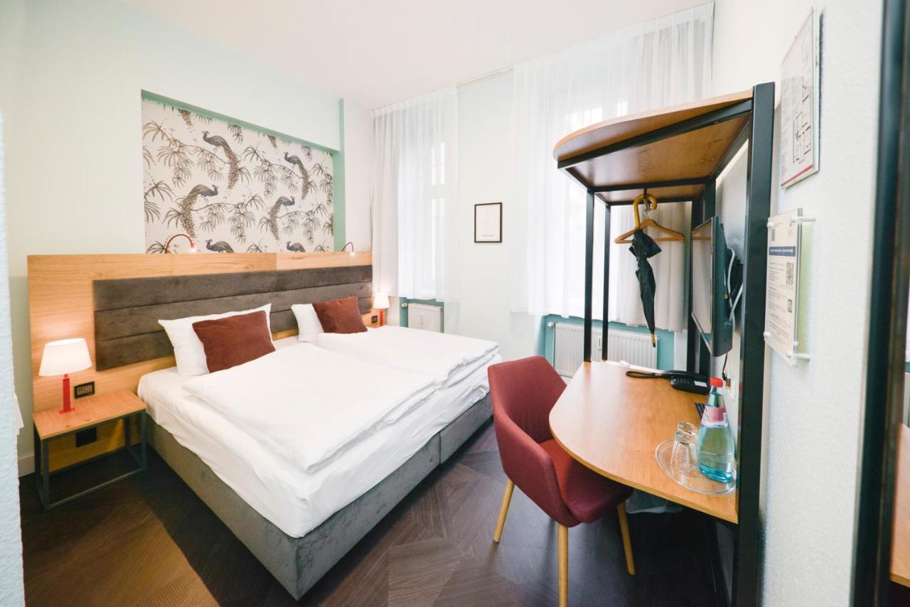 Amc - Schoeneberg Hotel 3*