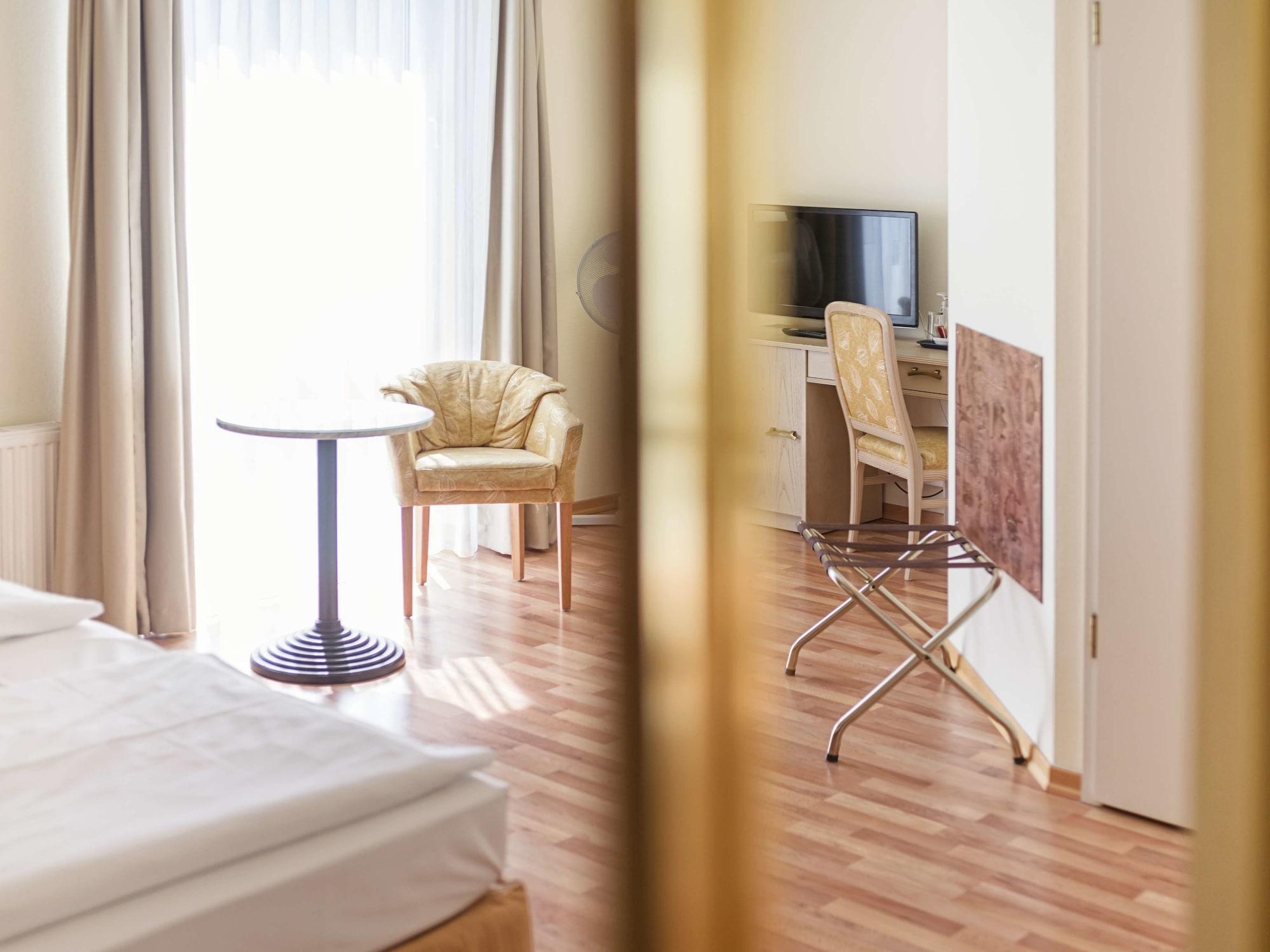 Am Schloss Koepenick By Golden Tulip Berlin