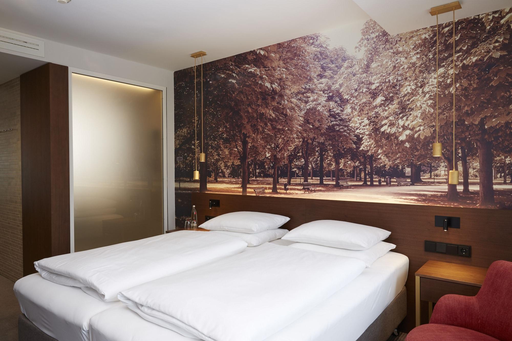 Hotel Hyperion