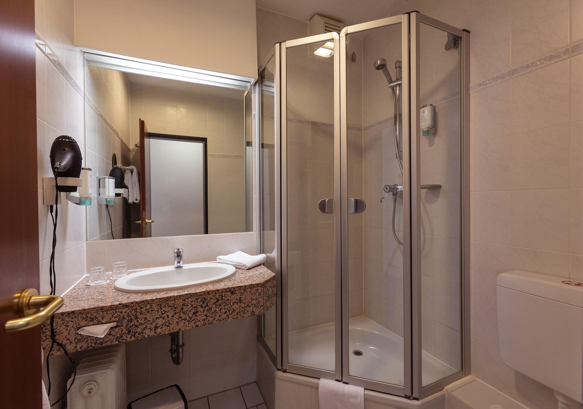 Senscity Spandau Hotel Berlim