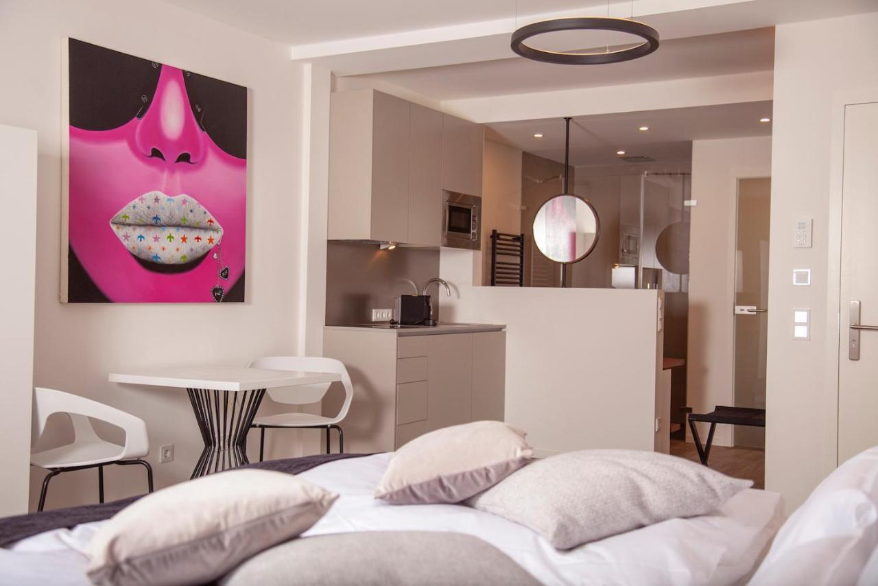 The Faces Apartment *