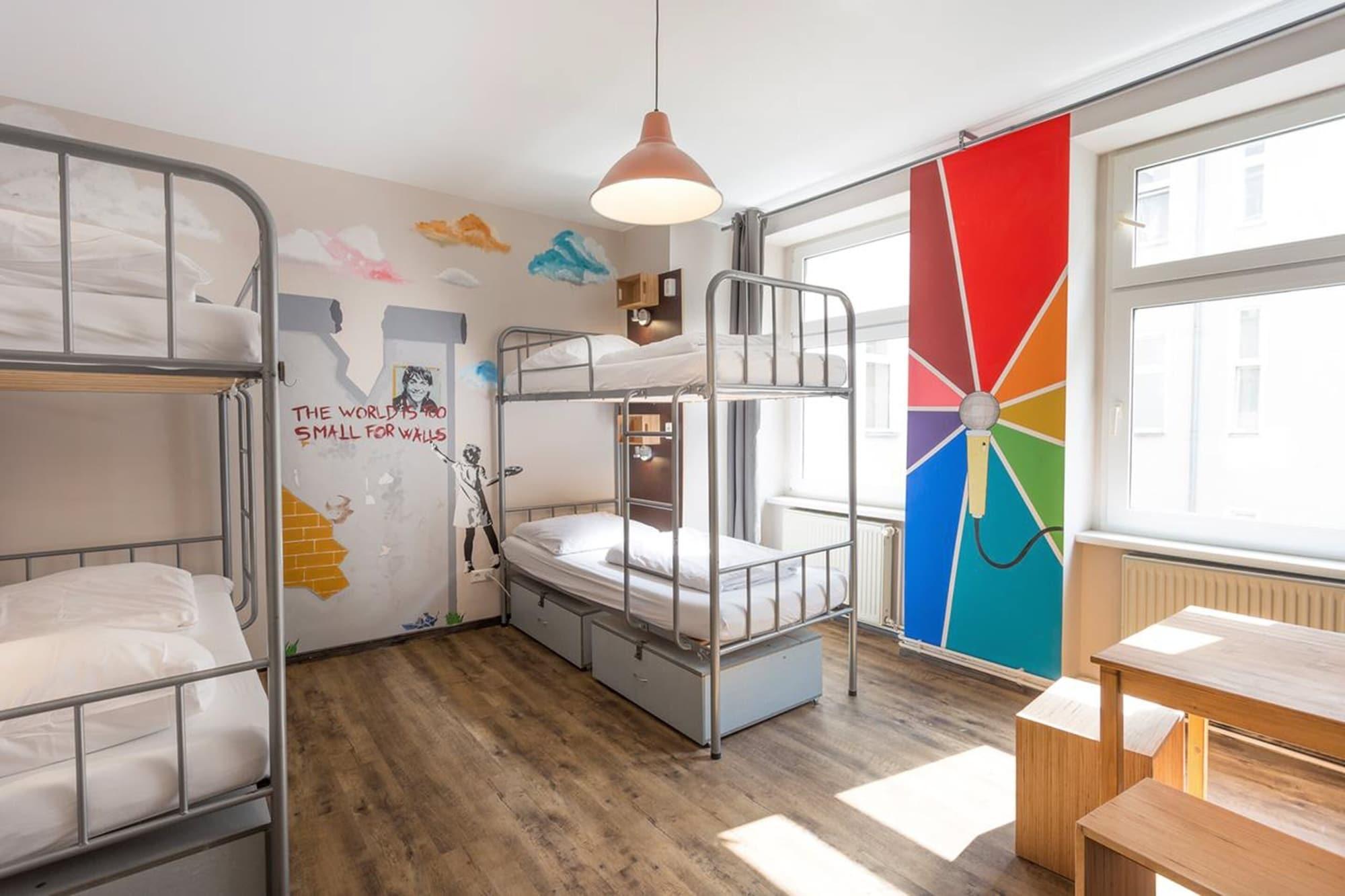 Hostel Sunflower *