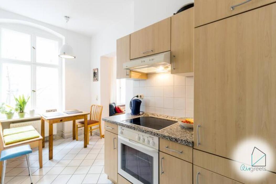 Sunny Studio At Wismarplatz Apartment