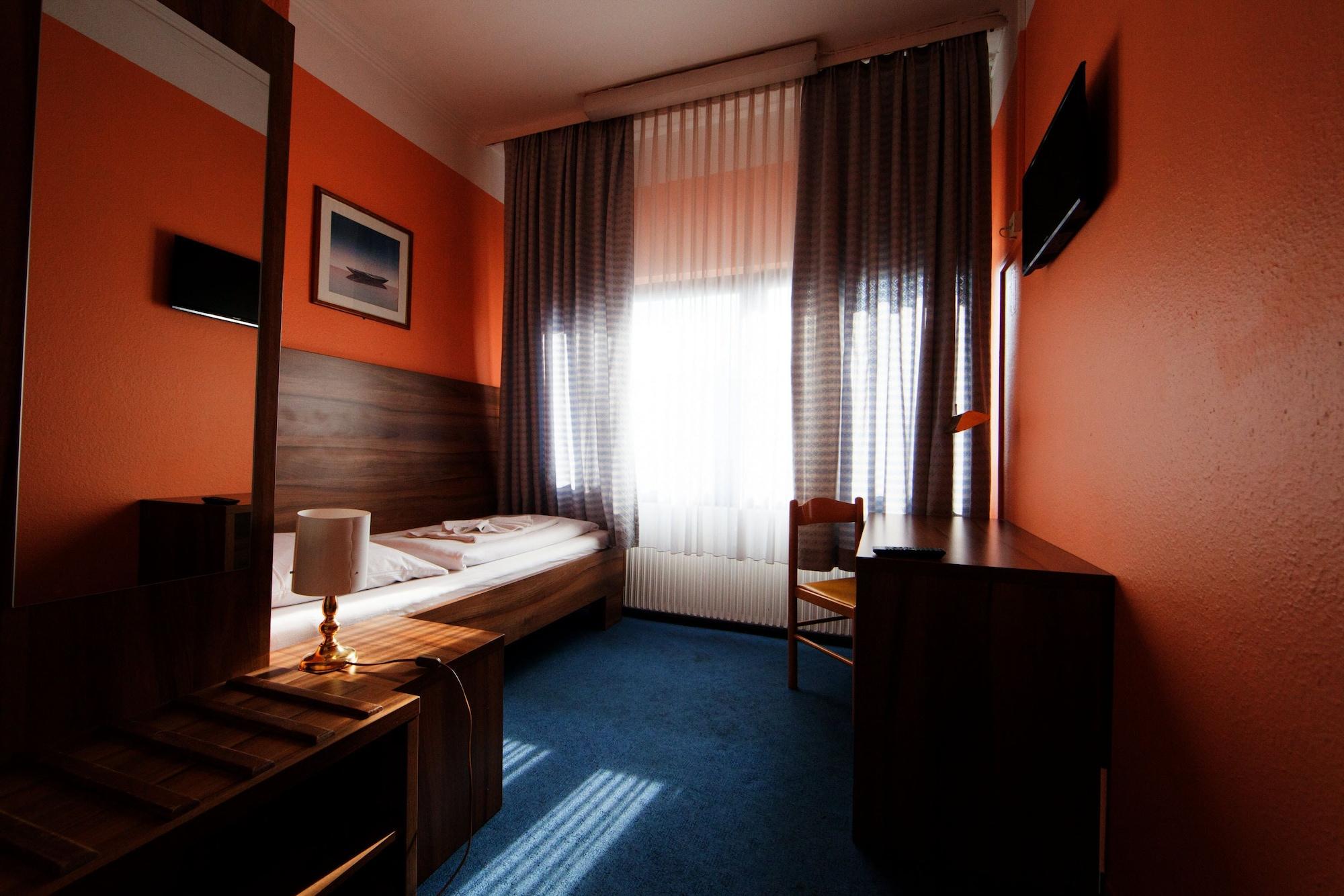 Alper Am Potsdamer Platz Hotel Berlin