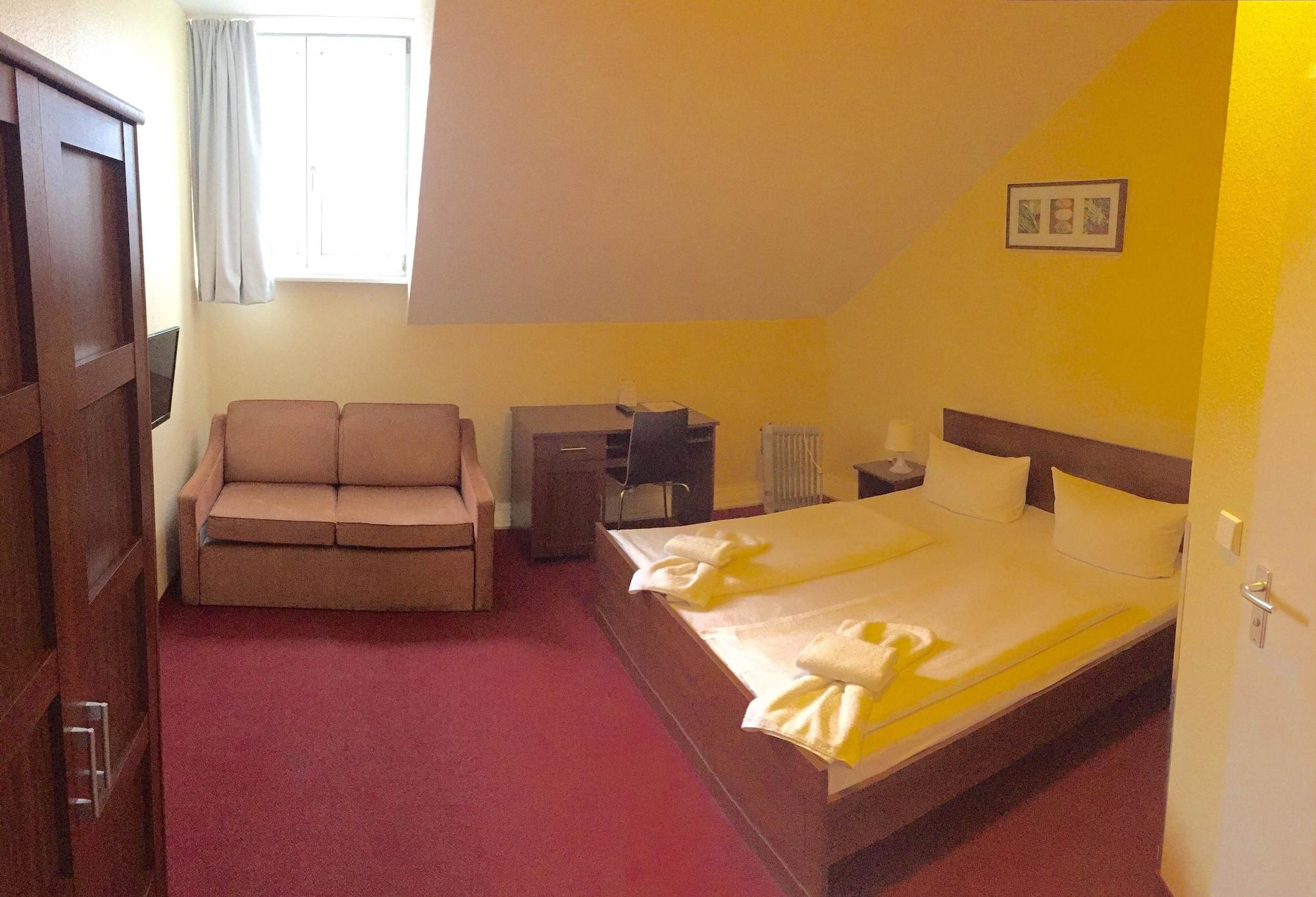 Mikon Eastgate - Centre 3*