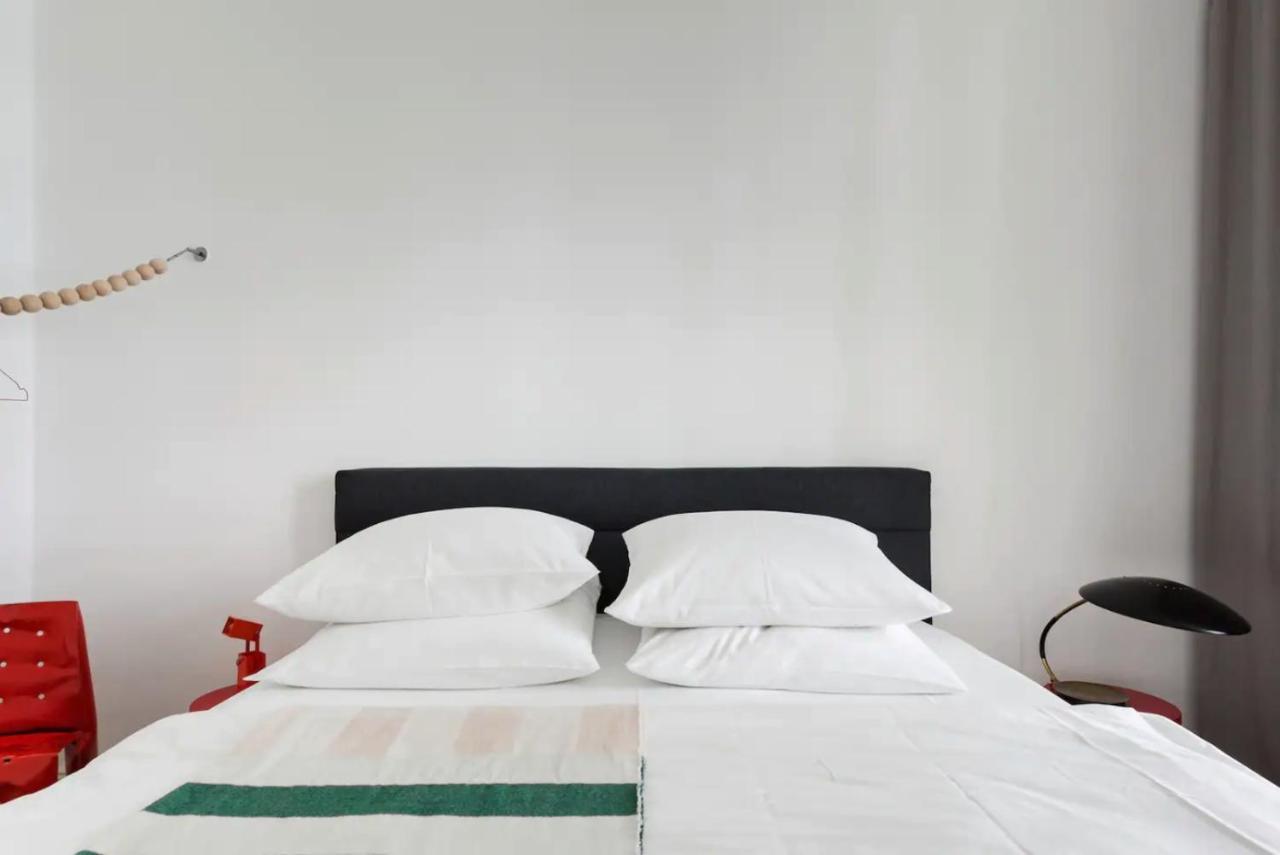 Luxury 2 Bedroom Apartment In The Heart Of Mitte, Berlin Apartment