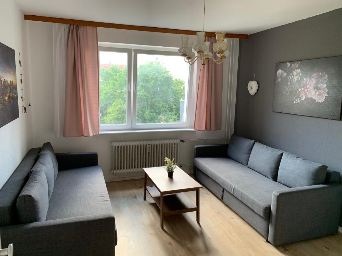 Apartment Lebt-wohnung Fur Bis Zu 12 Personen