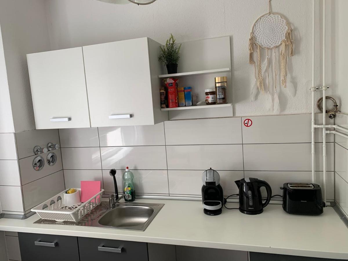 Lebt-wohnung Fur Bis Zu 12 Personen Berlin