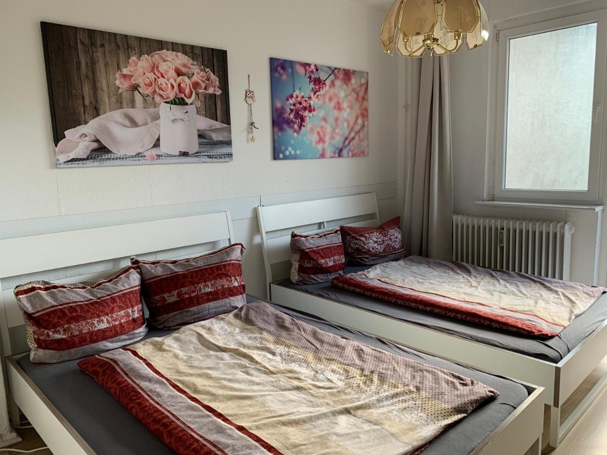 Lebt-wohnung Fur Bis Zu 12 Personen * Berlin