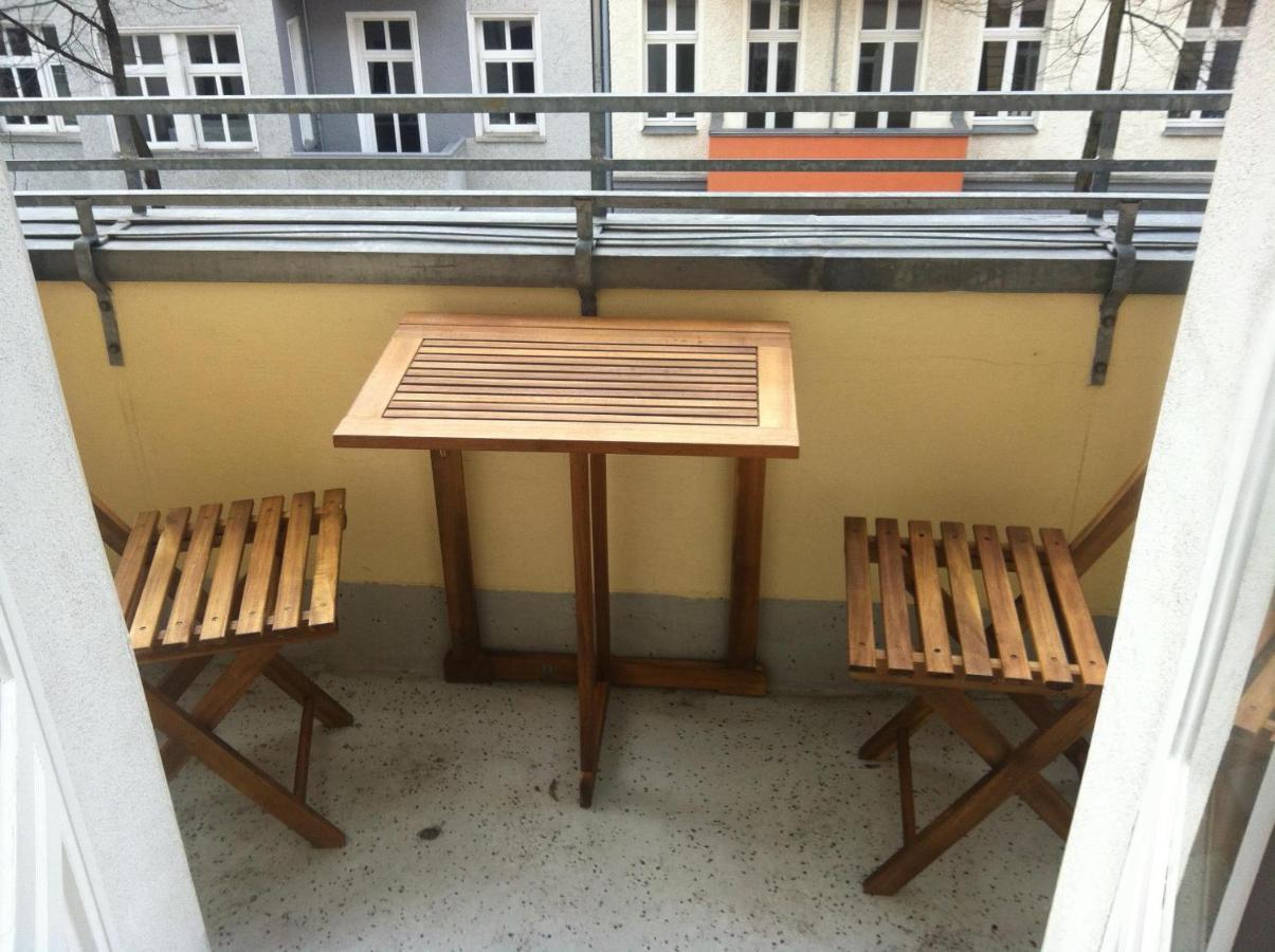Sunny Studio At Wismarplatz Apartment Berlin