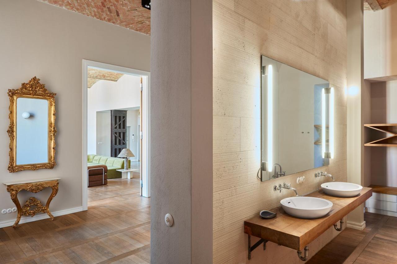 One-of-a-kind 300m2 Designer Loft In Berlin, Kreuzberg * Berlin
