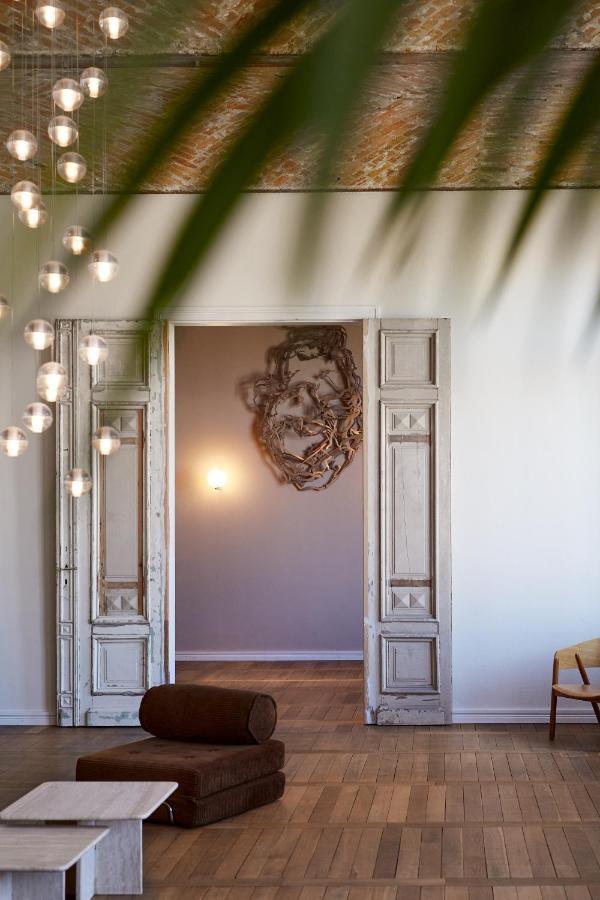 One-of-a-kind 300m2 Designer Loft In Berlin, Kreuzberg *
