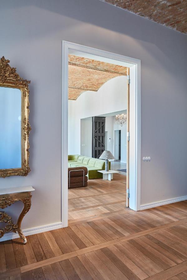 Apartment One-of-a-kind 300m2 Designer Loft In Berlin, Kreuzberg