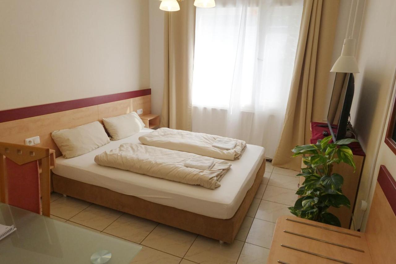 Ein In Wohngemeinschaft Netflix, Internet, Kuche, Premium Kabelfernsehen, Queen-size-bett 160cm Hospedagem domiciliar
