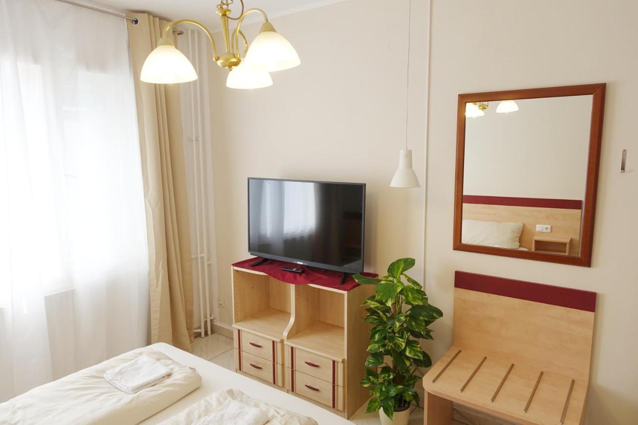 Ein In Wohngemeinschaft Netflix, Internet, Kuche, Premium Kabelfernsehen, Queen-size-bett 160cm Hospedagem domiciliar *
