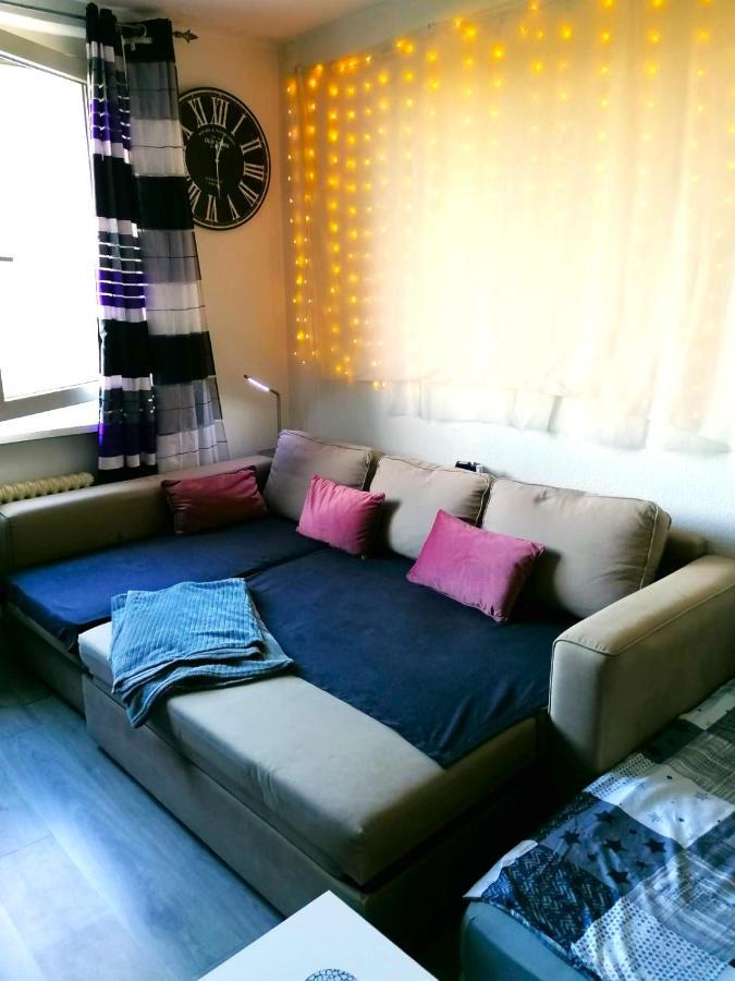 Trendy Cool And Cozy Big In A Area 12 Min Near From The Center Berlin