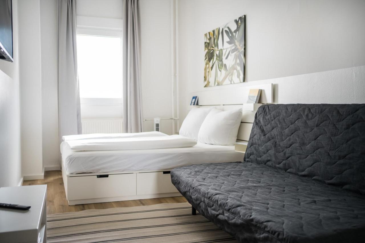 Spacious In Mitte For 6 Apartment *