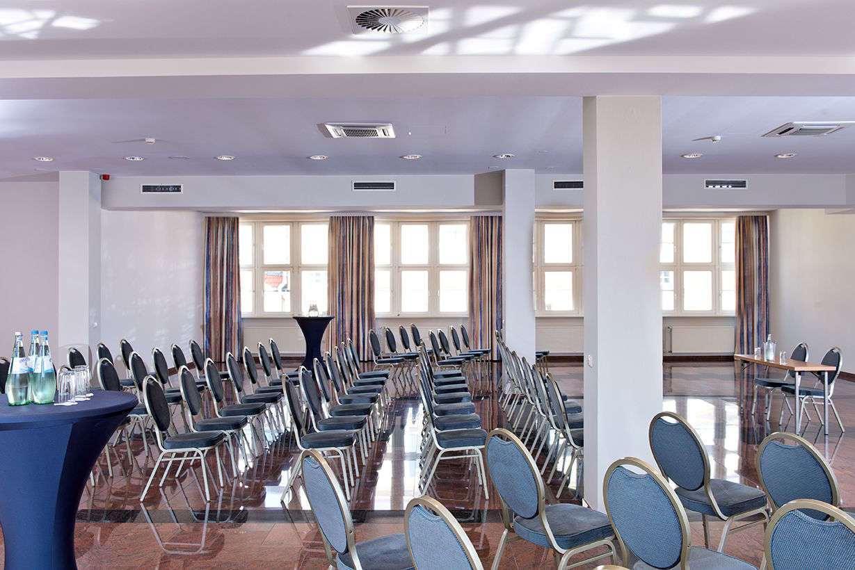 Hotel Wyndham Garden Mitte 4*