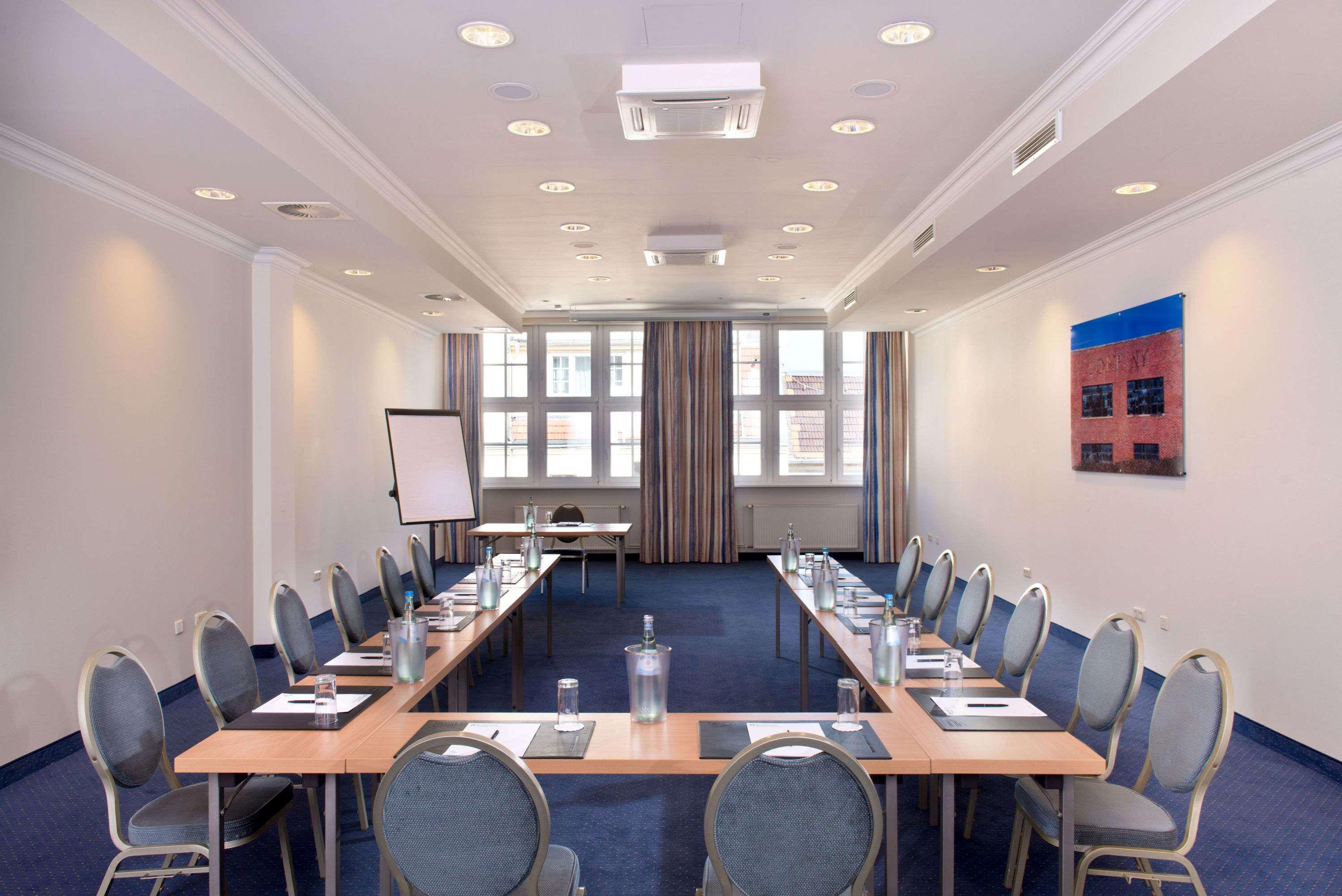 Wyndham Garden Mitte 4*