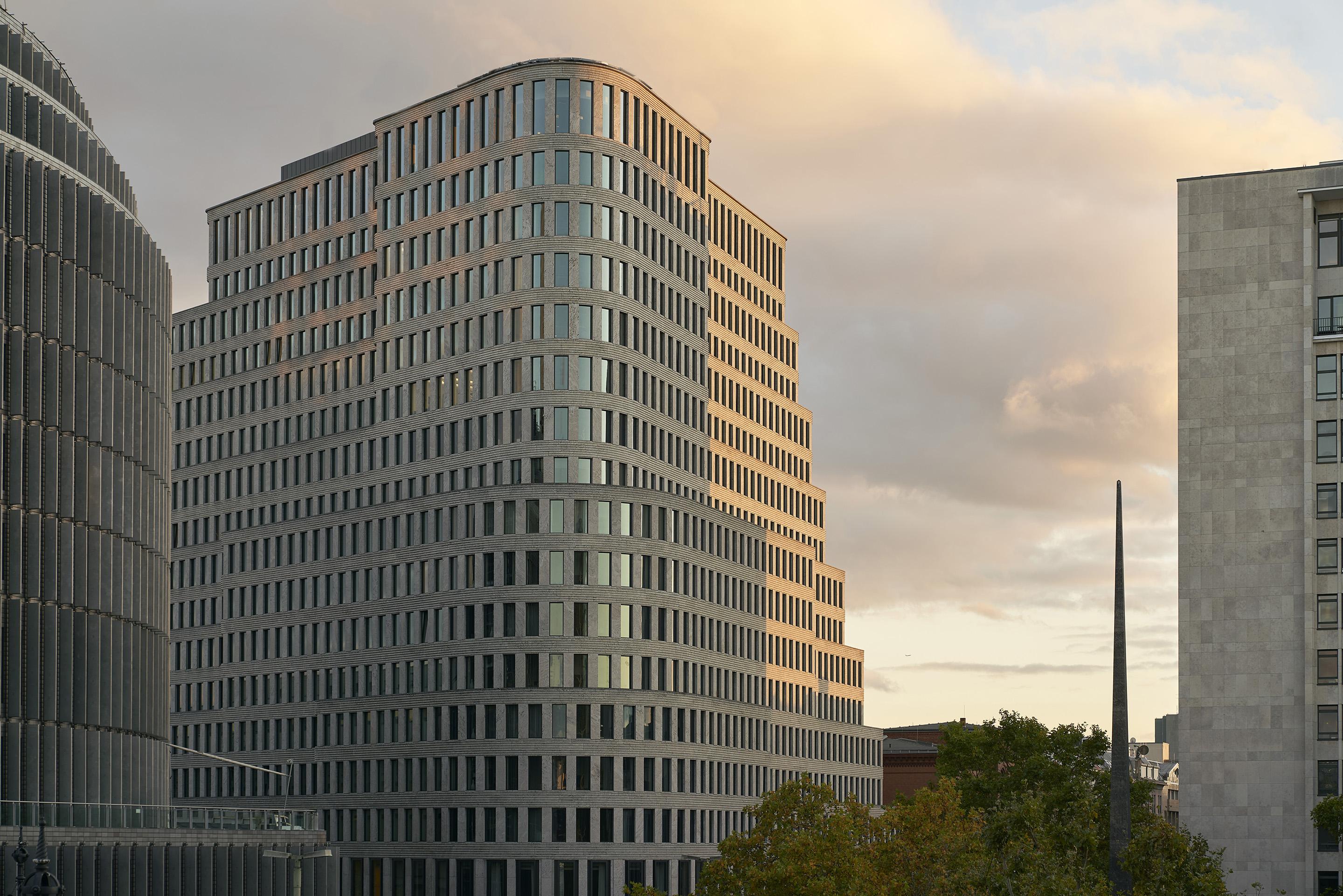 Dorint Kurfuerstendamm 5*