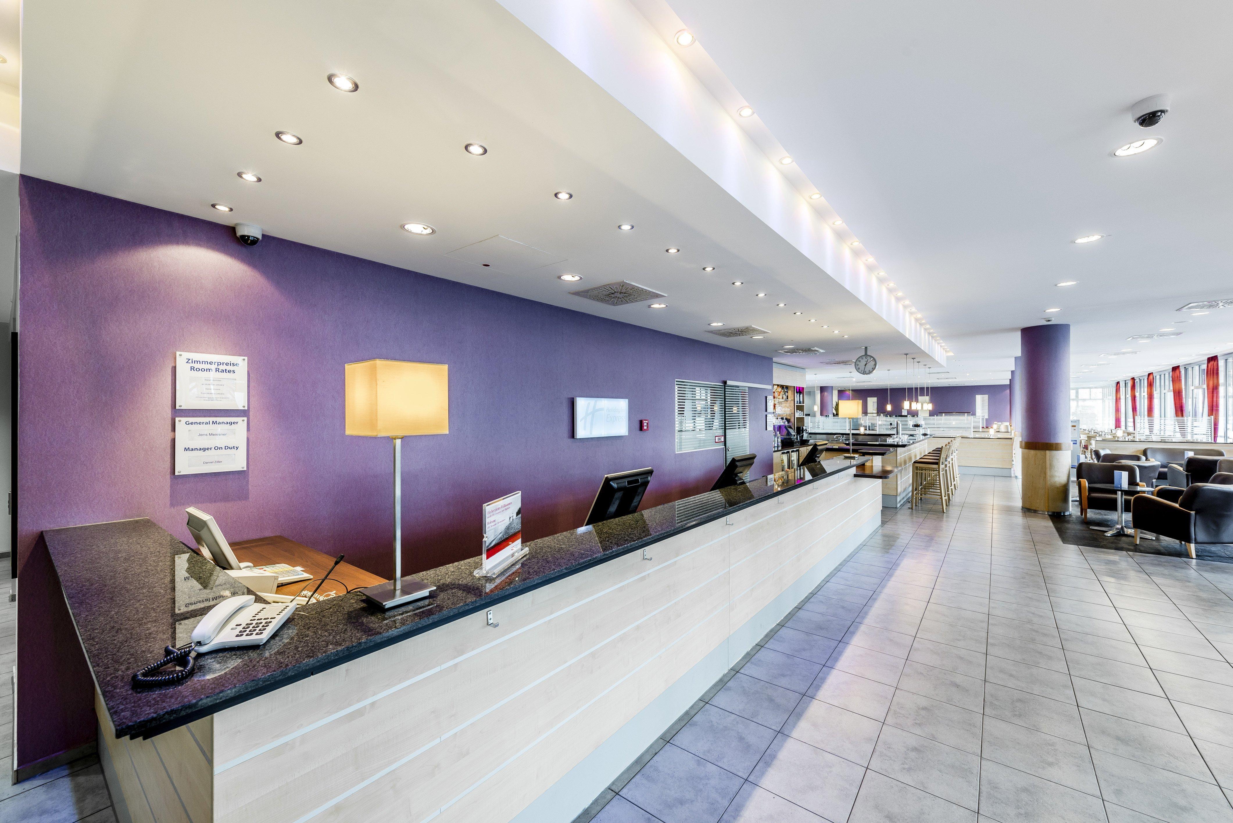 Hotel Holiday Express City Centre By Ihg 3*