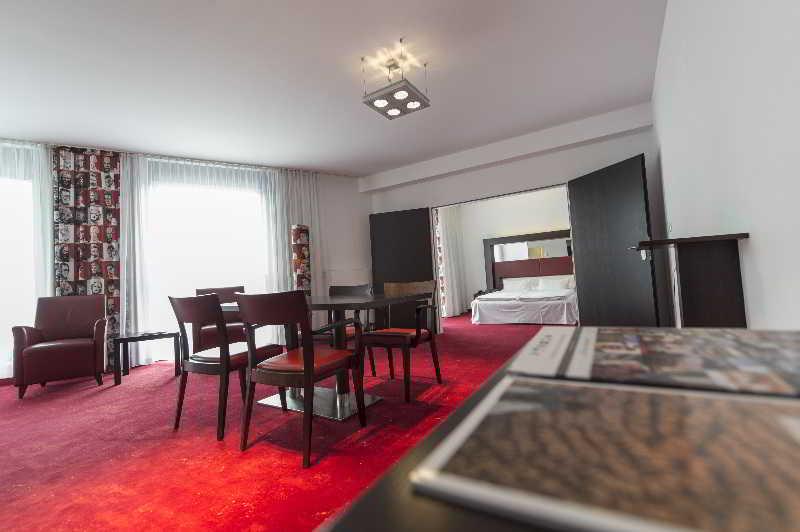 Arcotel Velvet
