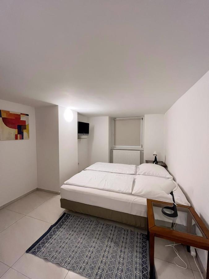 Thomas Guest house *