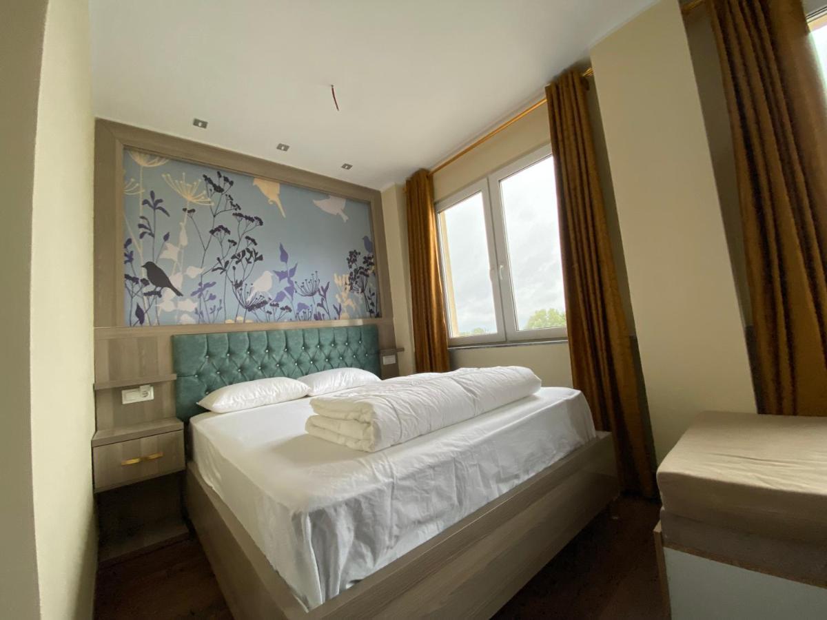 Hotel Grand 3*