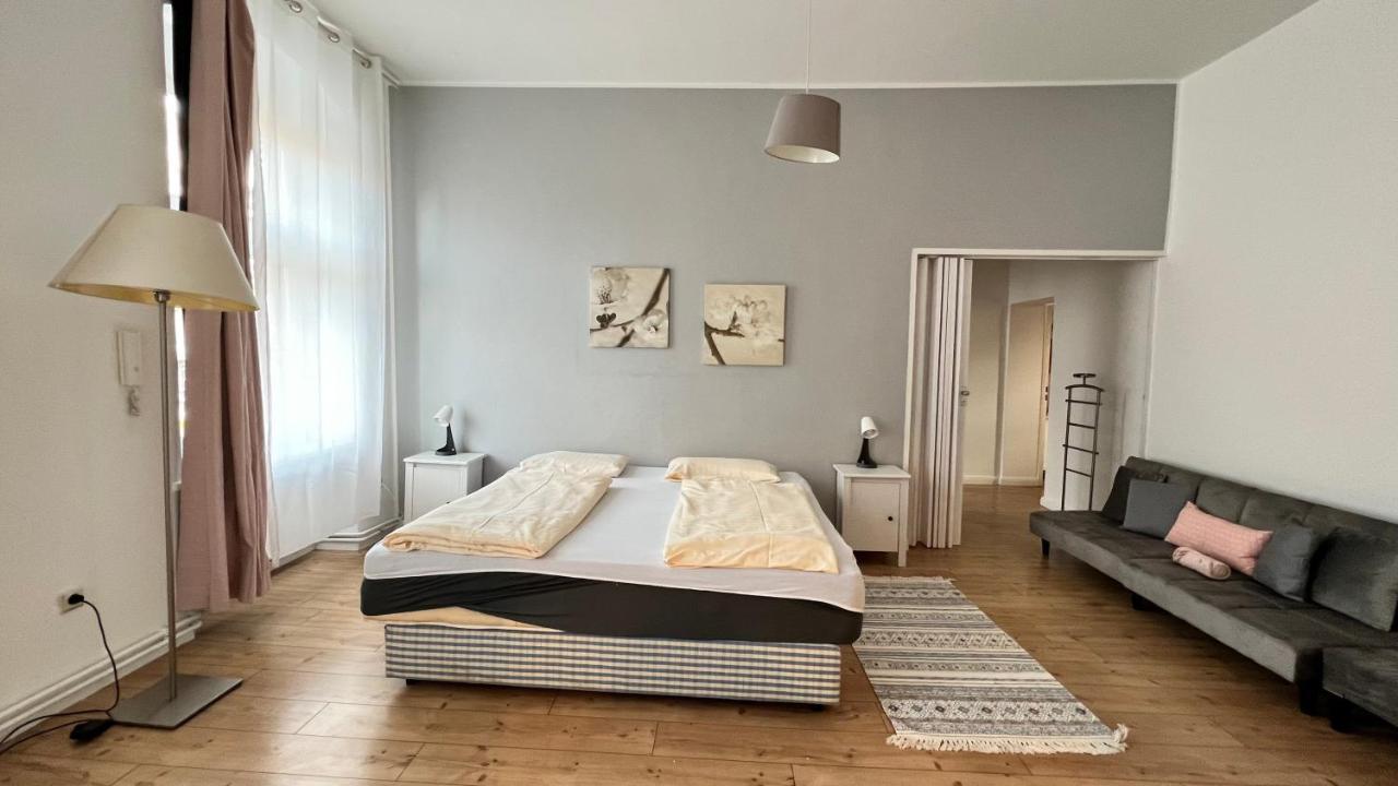 Feel At Apartment