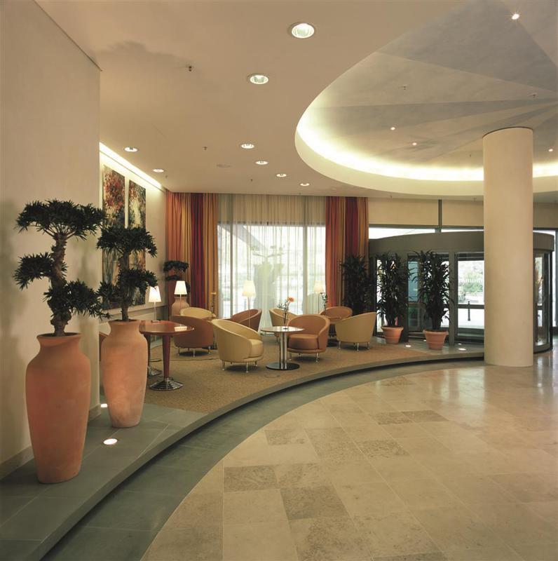 Steglitz International Hotel