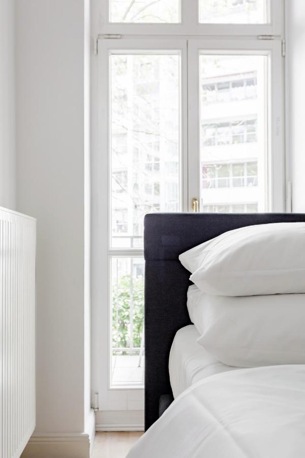 Luxury 2 Bedroom Apartment In The Heart Of Mitte, Berlin Apartment *