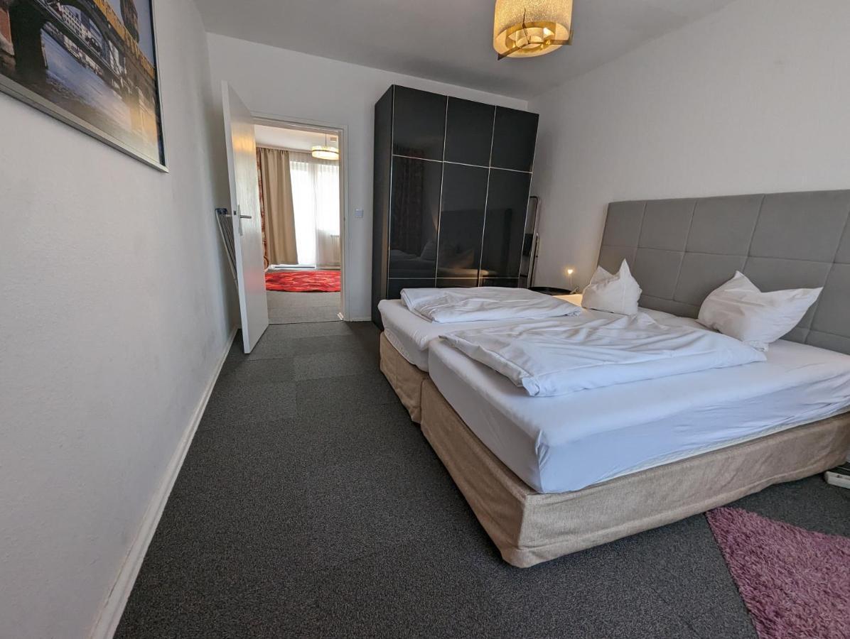 Apartment M M Vintage Family, Handwerker Und Monteure *