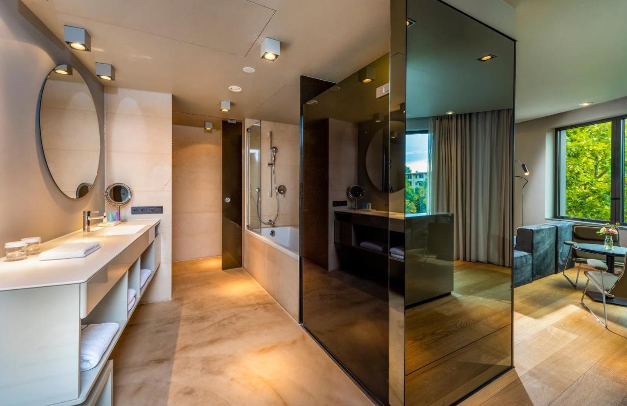 Sana Hotel 4*