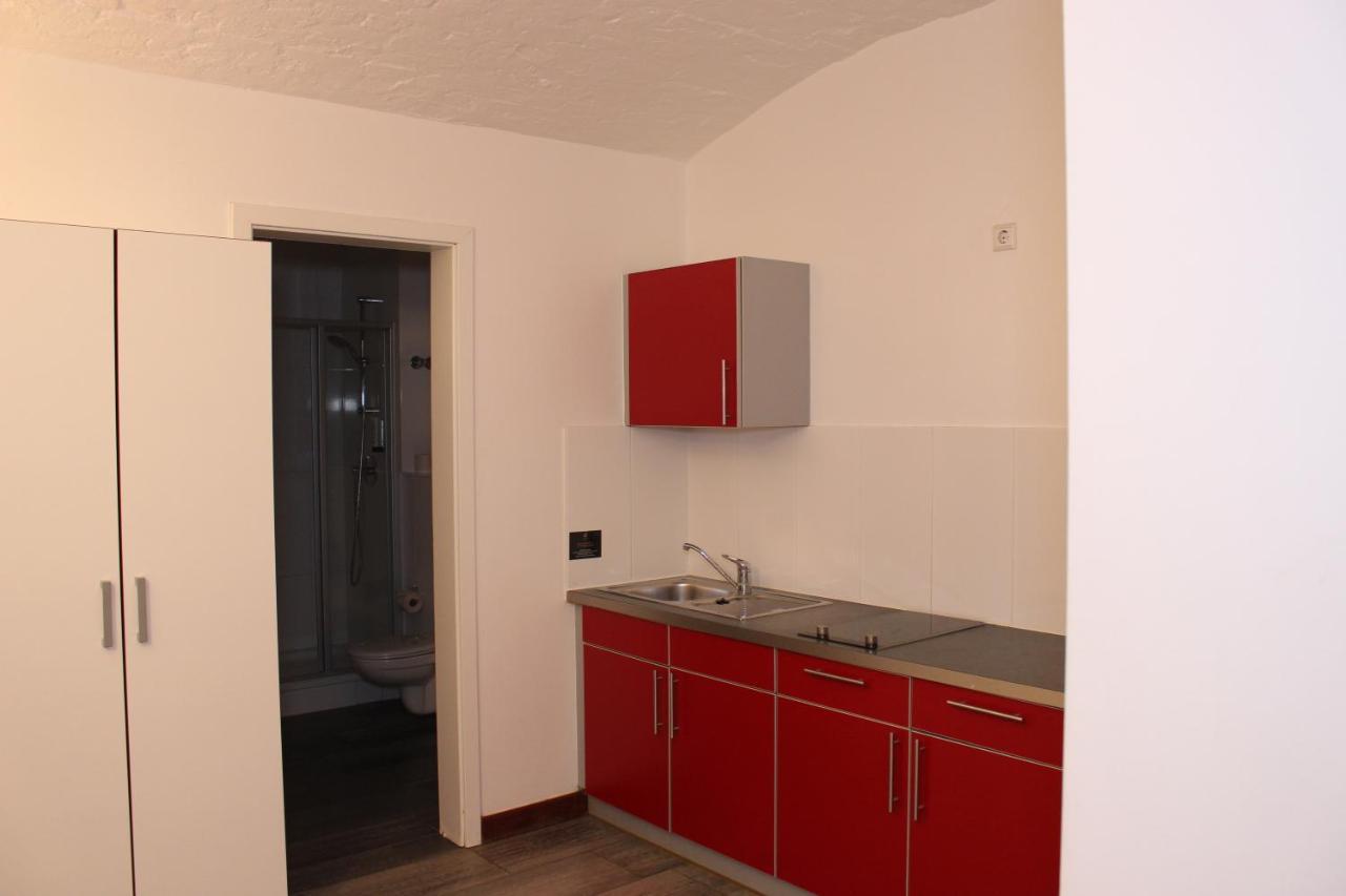 Gls Hotel