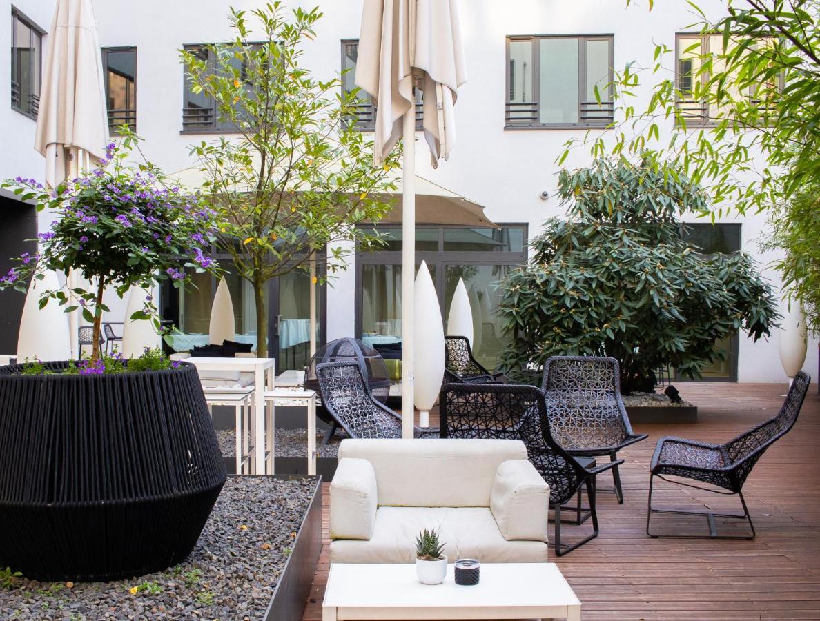 Sana Aparthotel