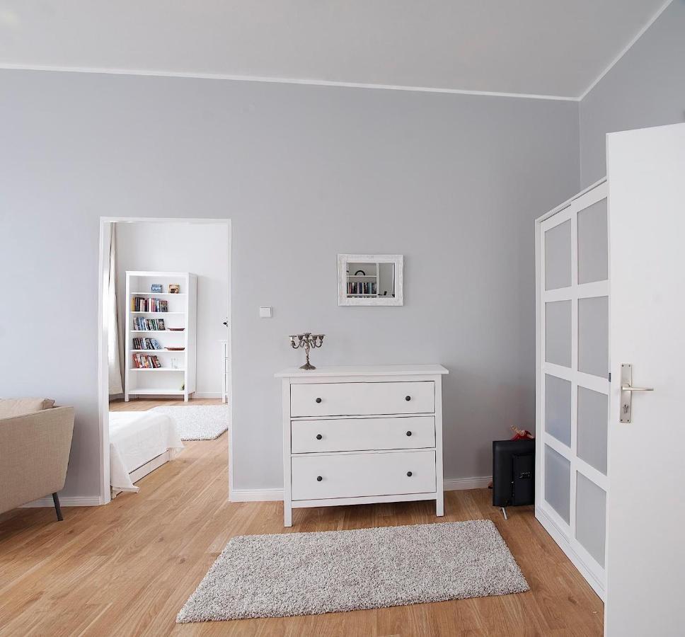 Apartment Feel At Berlin