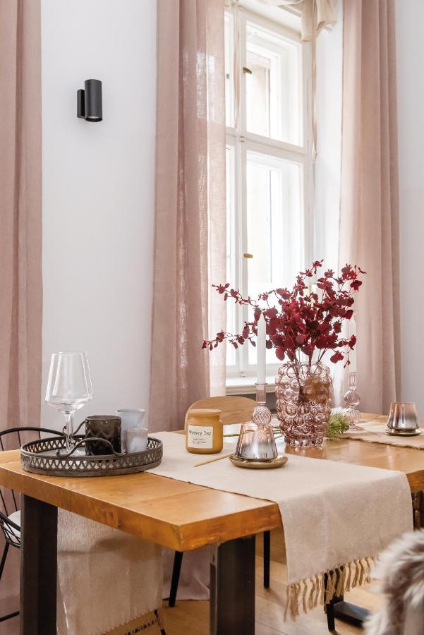 90sqm 2br Biz Loft - 5min Station Berlim