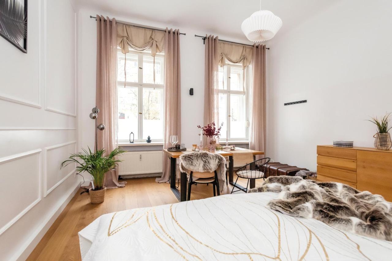 90sqm 2br Biz Loft - 5min Station Apartamento