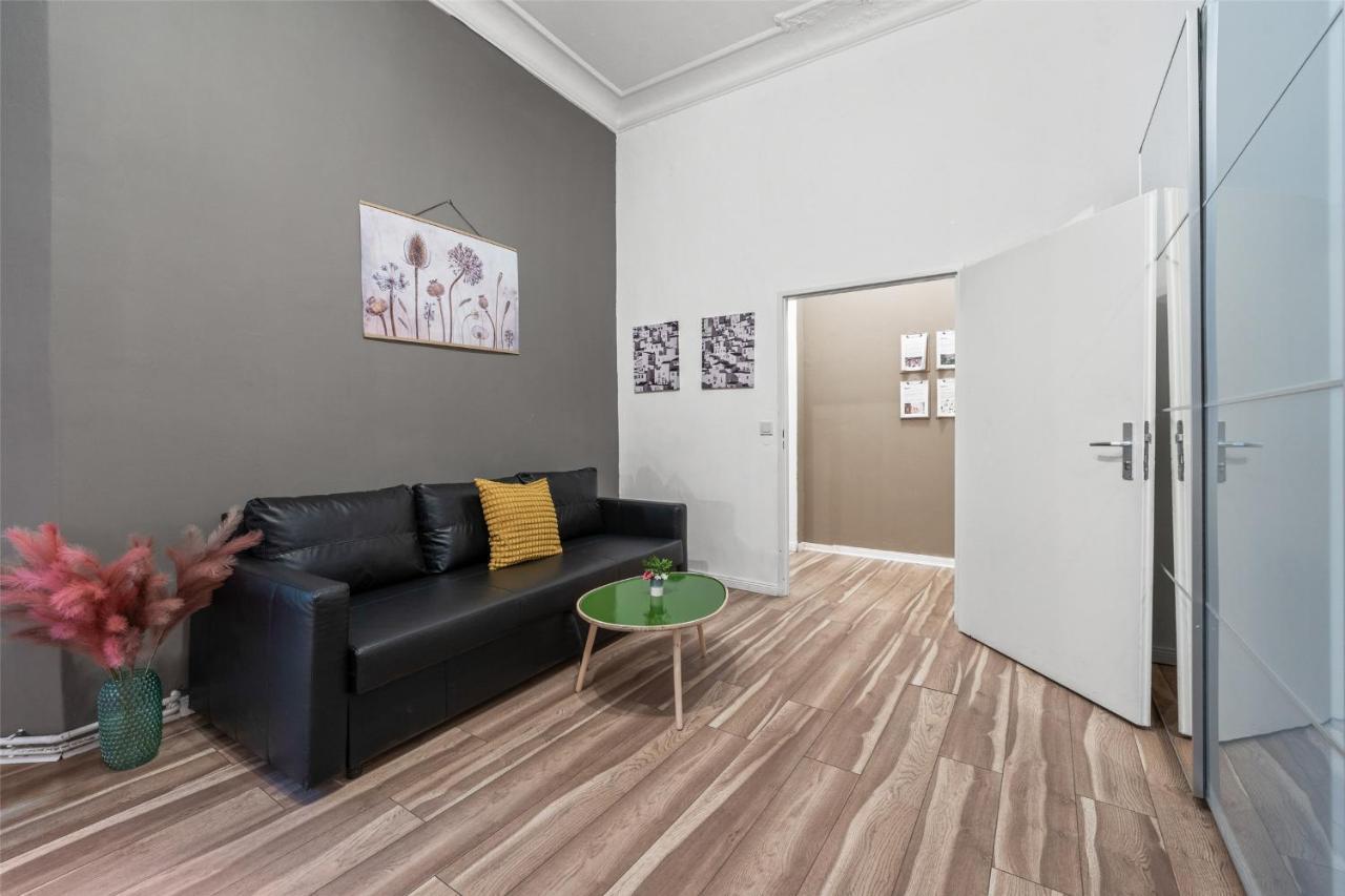 33 K Next To Alexanderplatz Apartment *
